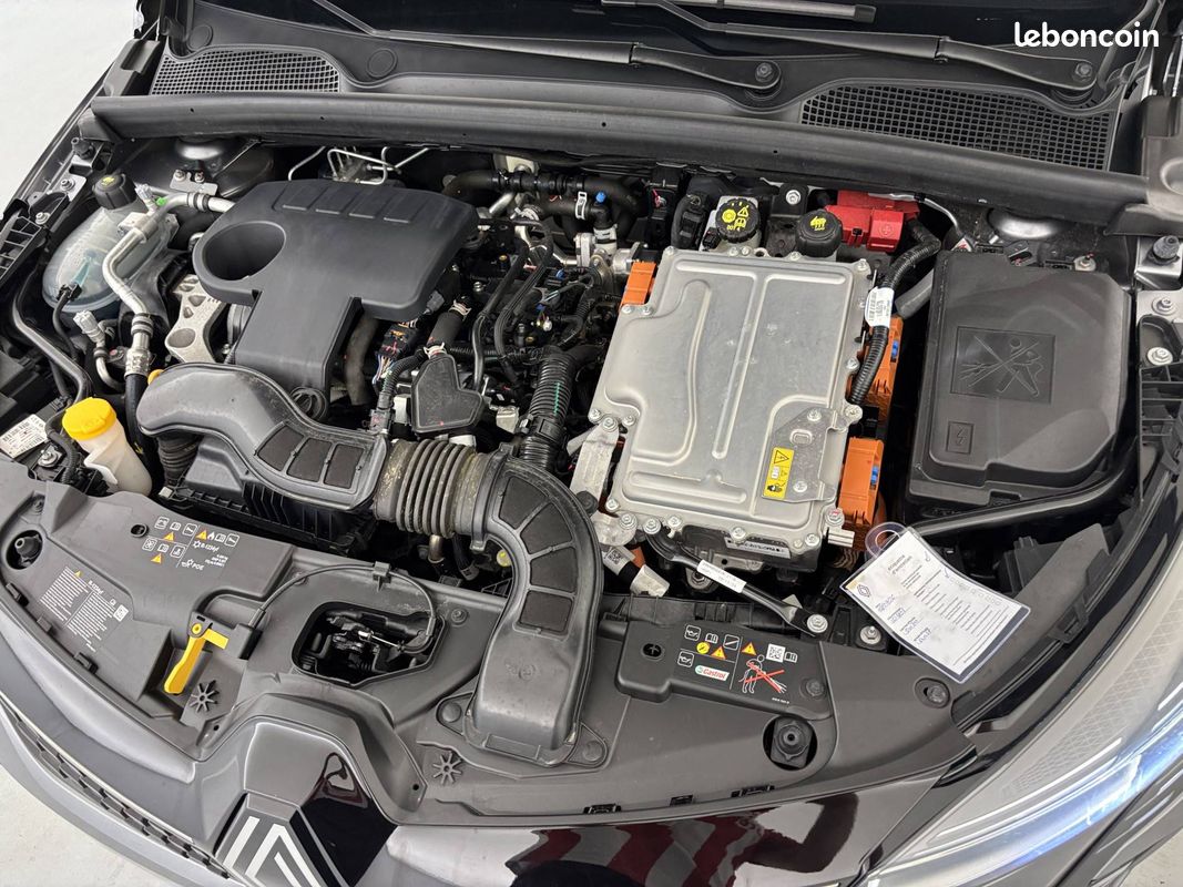 RENAULT Clio E-Tech full hybrid 145 ch GSR2 Evolution (image 27)