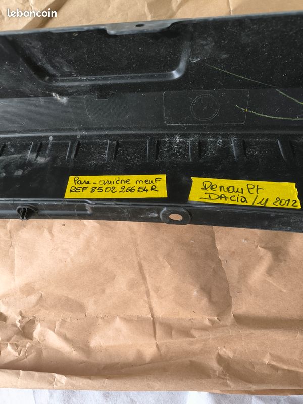 Pare-chocs arrière neuf pour Renault Dacia (image 2)