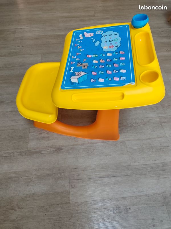 Bureau maternelle Smoby (image 1)