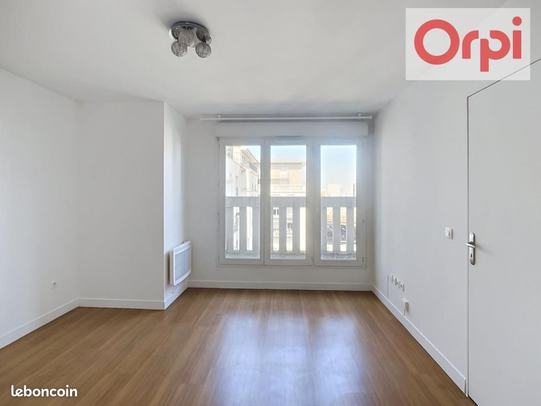 Appartement 2 pièces 35 m² · à Thiais · 35 m² · 950 €/mois