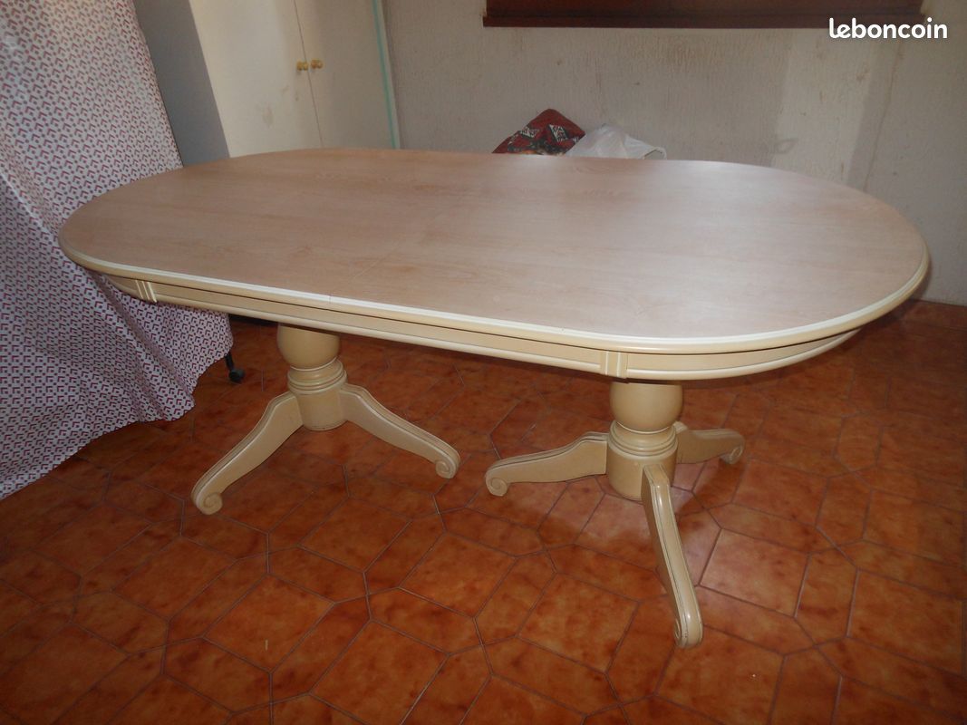 Table plus 5 chaises (image 2)