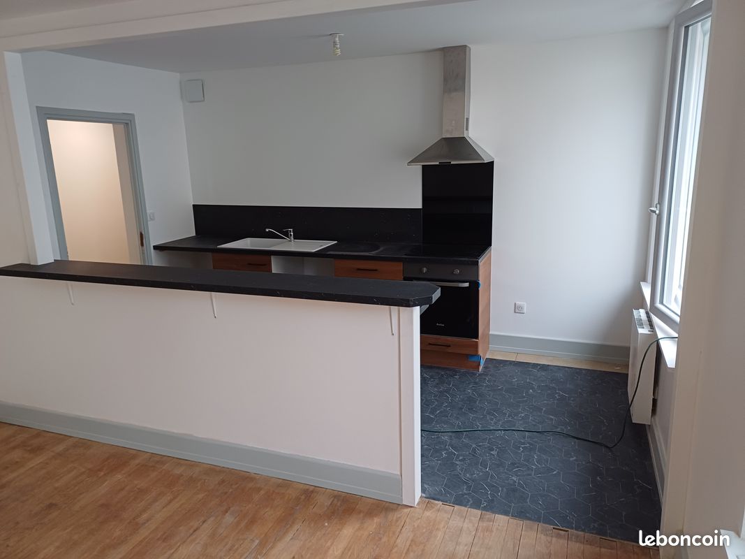 Appartement 4 pièces 93 m² · à Saint-Amand-Montrond · 93,4 m² · 630 €/mois
