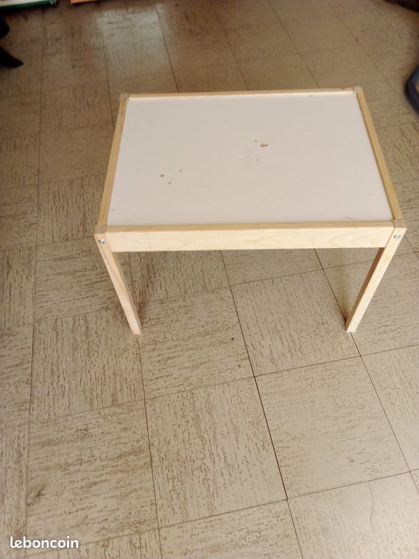Table basse ikéa (image 1)