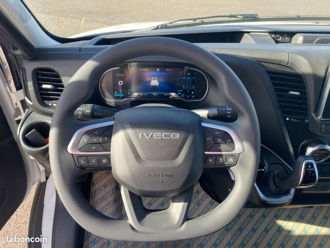 Iveco Daily FRIGORIFIQUE 35C18 A8 180CV 3L CAISSE HAYON 14.8M3 GROUPE FROID THERMOKING LAMBERET (image 14)