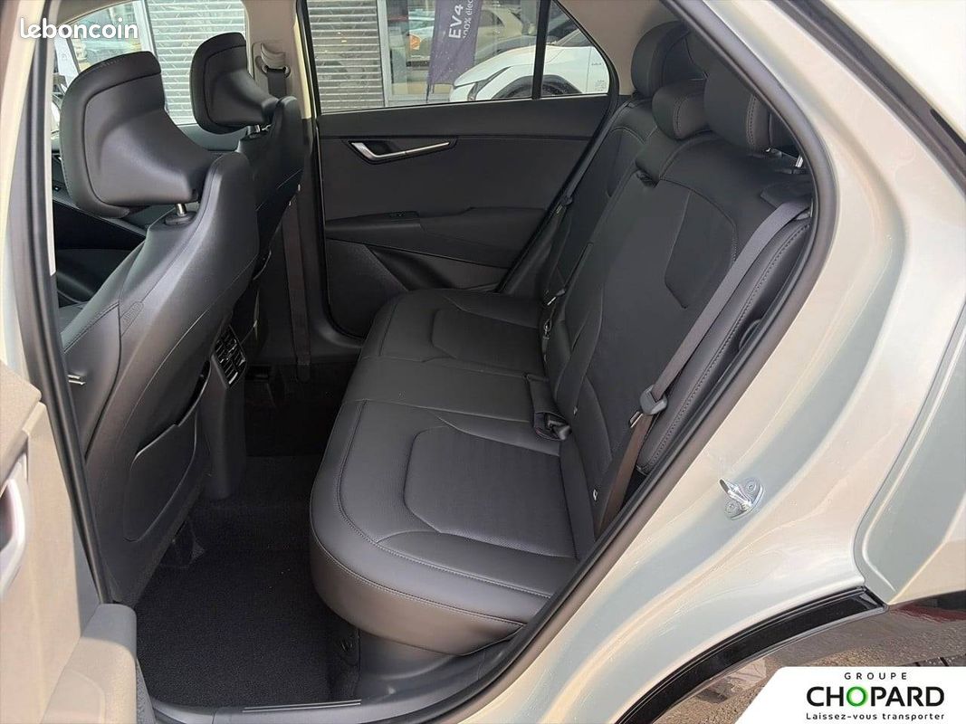 KIA Niro 1.6 GDi Hybride 138 ch DCT6 Premium (image 18)