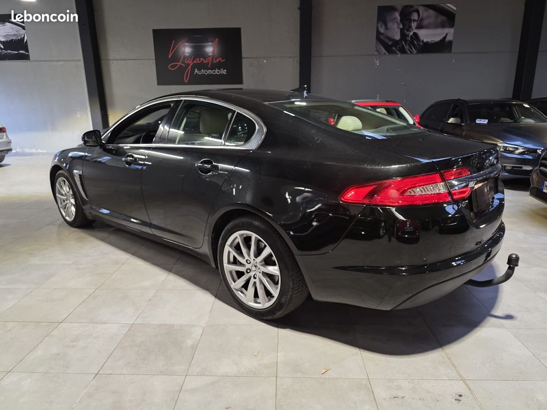 Jaguar XF 2.2D 163CH BVA Finition Luxe Premium "95657km/suivi d'entretien" (image 10)