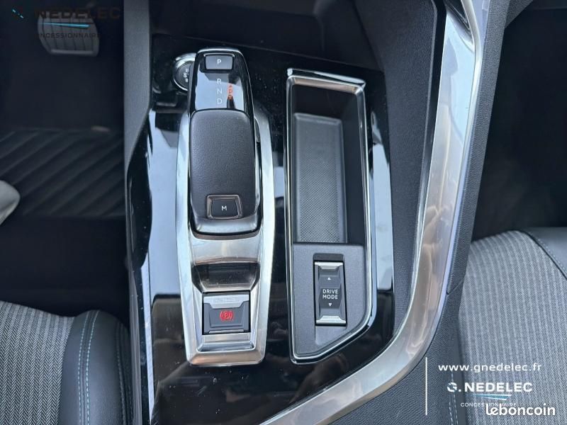 Peugeot 3008 1.2 PureTech 130ch S&S Allure Pack EAT8 (image 16)