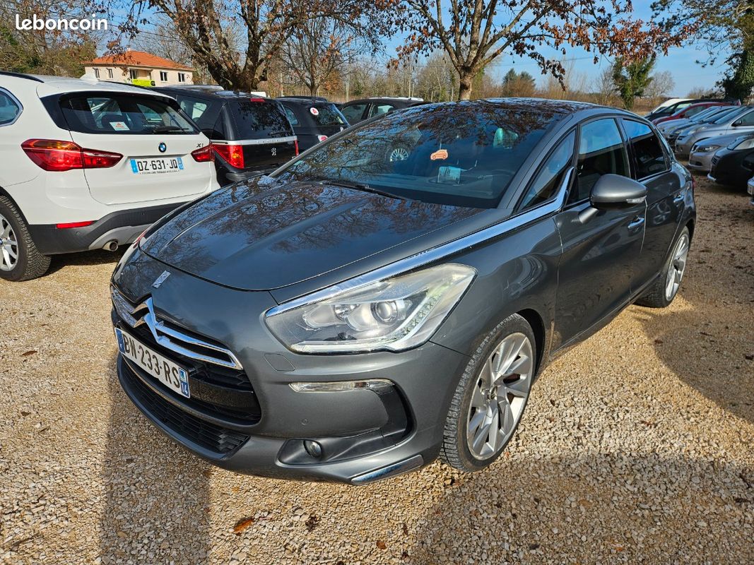 Citroen ds5 sport chic 1.6 thp 200 cuir bracelet toit gps (image 1)