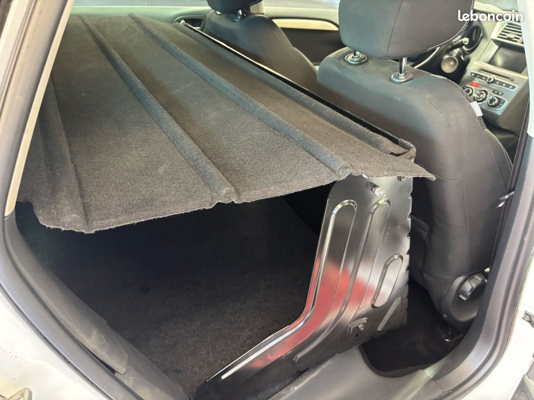 Citroën C4 1.6 HDi 120 ch Garantie 12 mois (TVA récupérable) - 2 places (image 29)