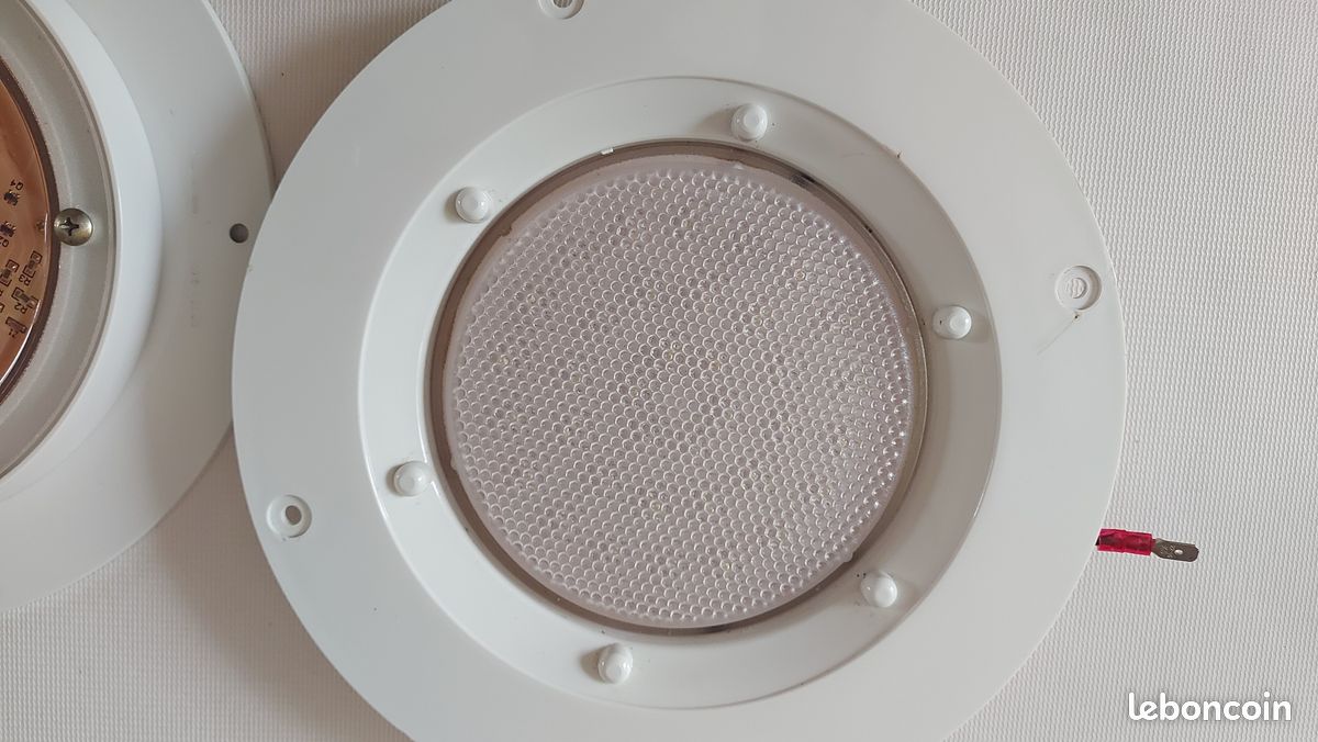 Eclairages Leds 12/24V Dyrelux étanches (image 3)