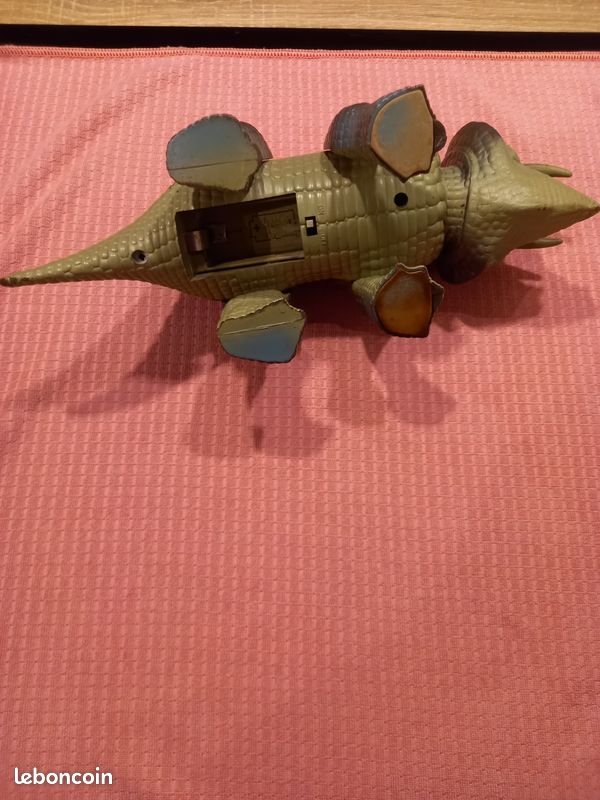 Triceratops dino riders tyco (image 3)