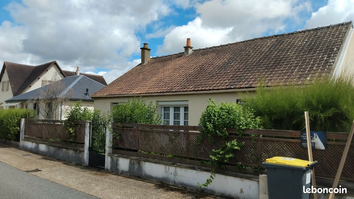 Maison 5 pièces 140 m² · à Arcisses · 140 m² · 145 000 €