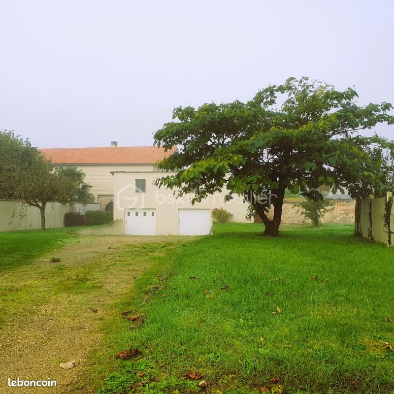 Terrain 666 m² · à Sauzé-Entre-Bois · 43 500 €