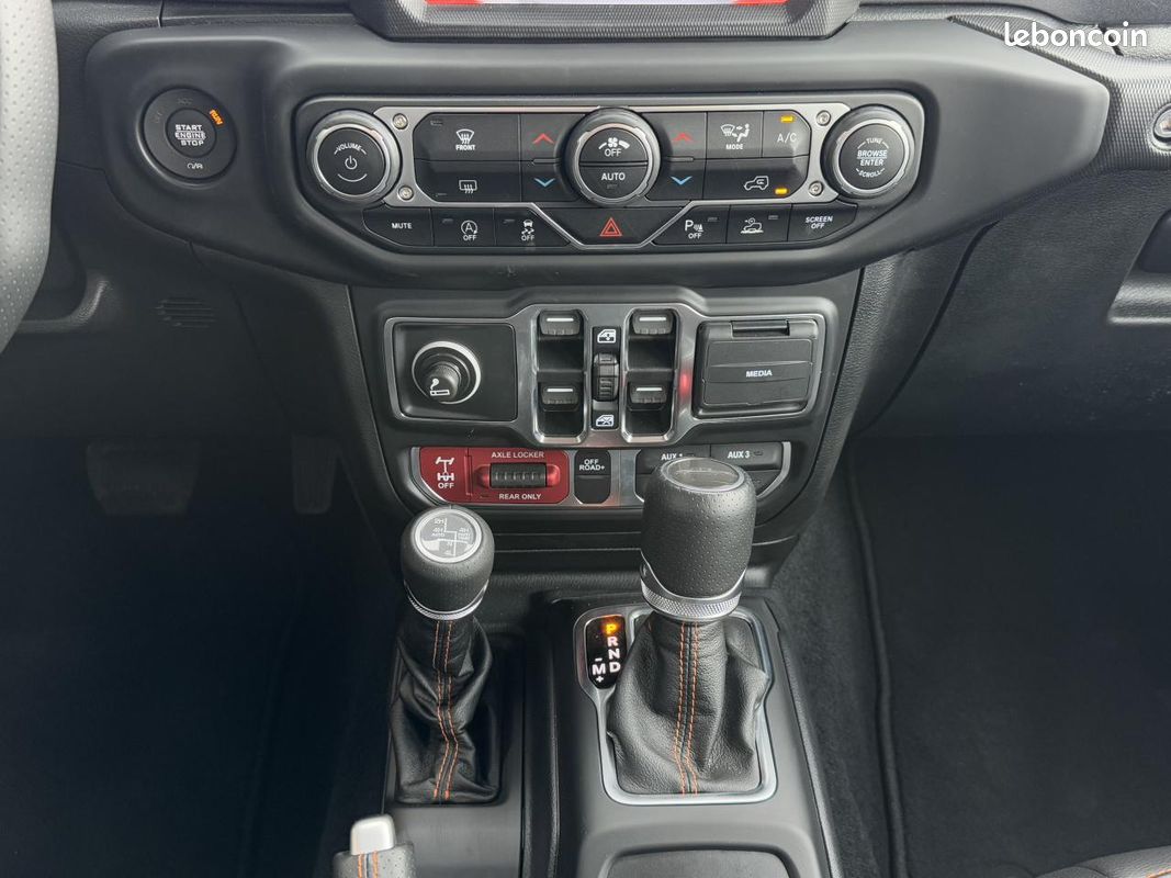 JEEP GLADIATOR Crew cab MOJAVE V6 3.6L Pentastar VVT (image 26)