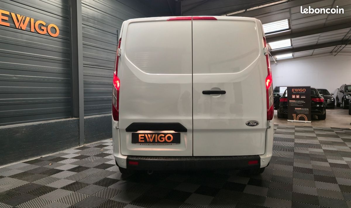 Ford transit custom fourgon 270 2.0 tdci 130 l1h1 court pc-tn limited (image 20)