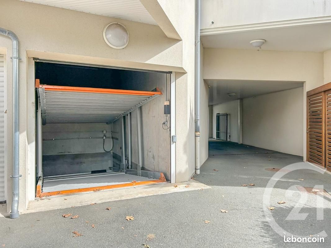 Parking 13 m² · à Les Sables-d'Olonne · 13 m² · 29 900 €