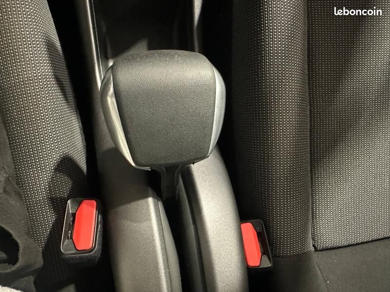 Citroen C3 Aircross PureTech 82ch Sunshine (image 18)