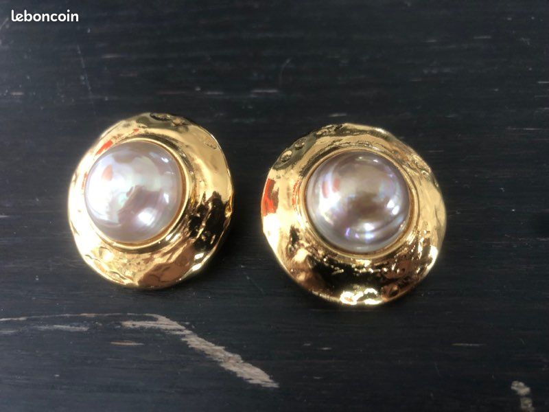 Boucles D'Oreilles Yves Saint Laurent Paris - Clips Couture En Métal Doré, Vintage Excellent État