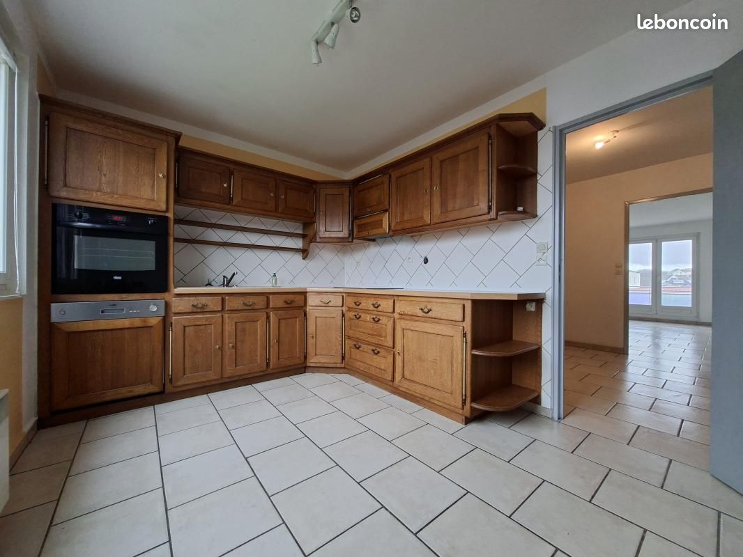 Appartement 3 pièces 69 m² · à Golbey · 69 m² · 660 €/mois