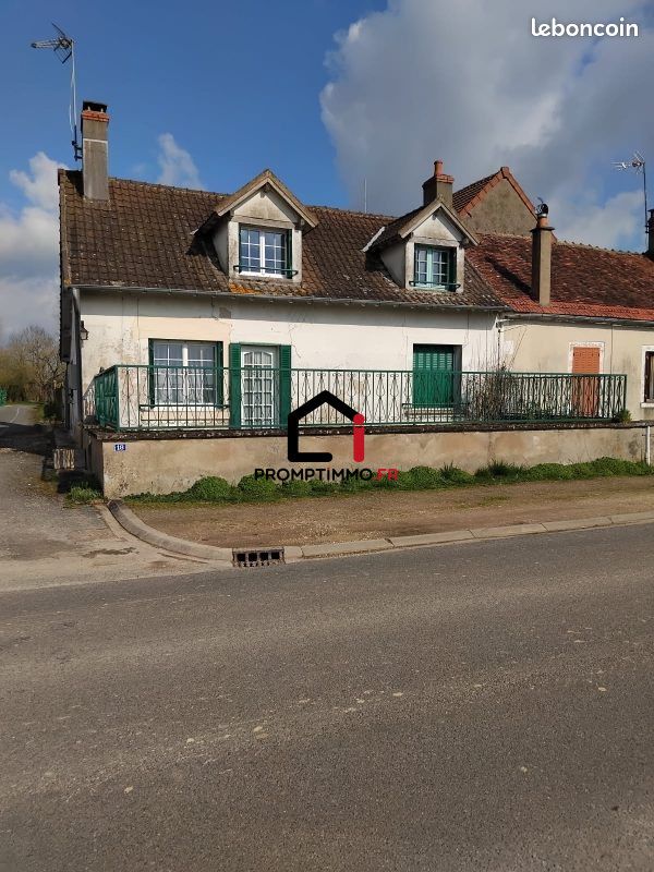 Maison 7 pièces 154 m² · à Ainay-le-Château · 154 m² · 129 000 €