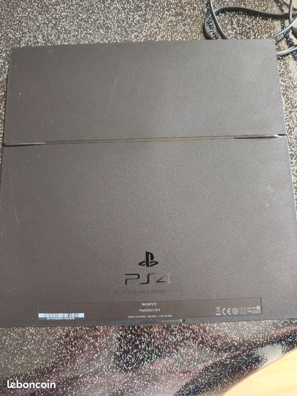 Console Playstation 4 - Très bon état (image 2)