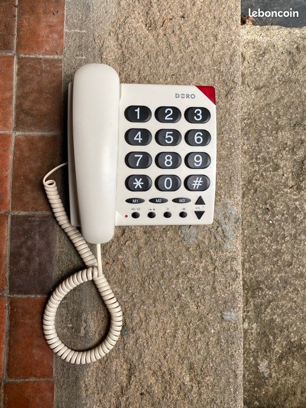 Téléphone fixe grosse touche DORO (image 1)