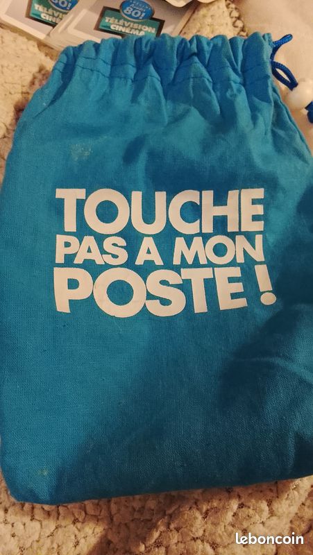 Jeu "Touche pas à mon poste" (image 1)