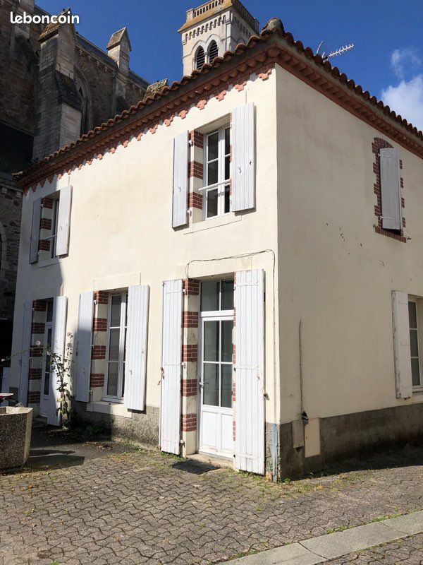 Maison 3 pièces 77 m² · à Aizenay · 77 m² · 750 €