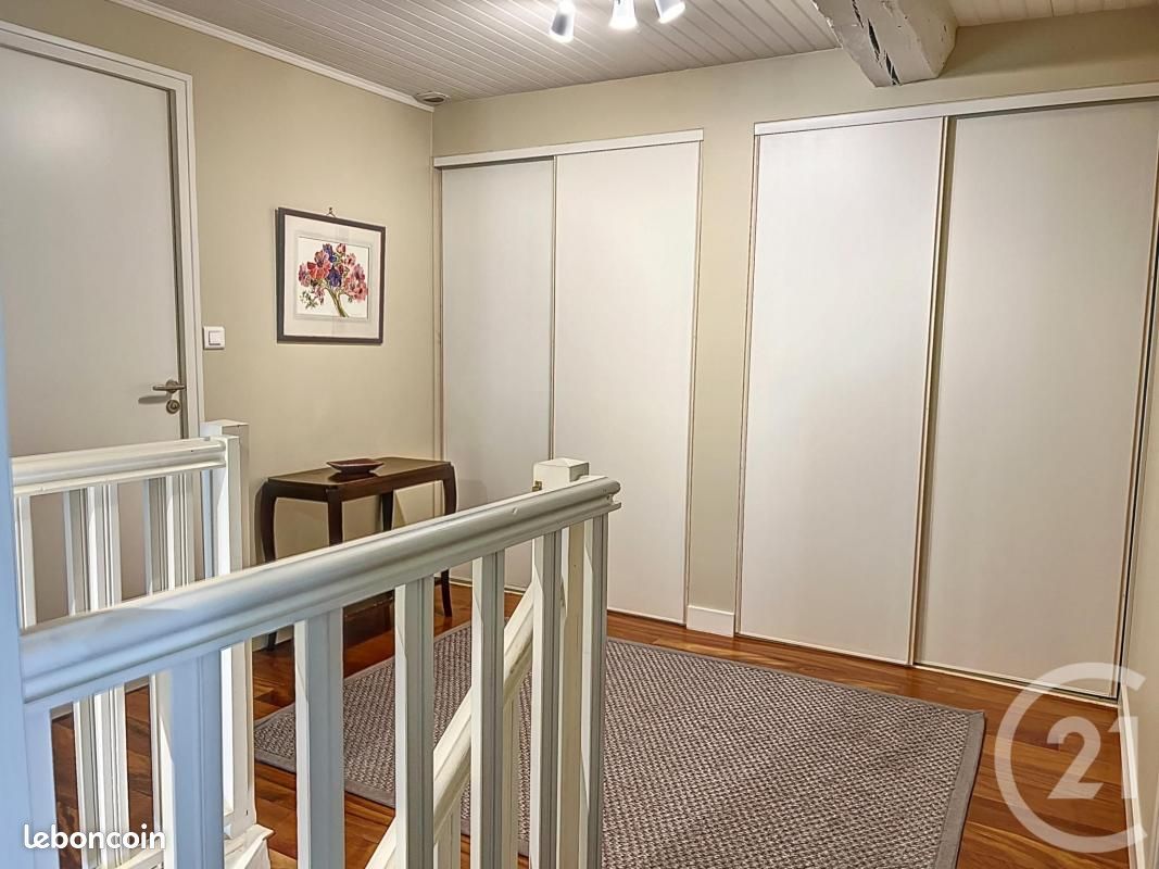 Maison 5 pièces 166 m² - Saint-Laurent-de-Cognac 16100 (image principale 18)