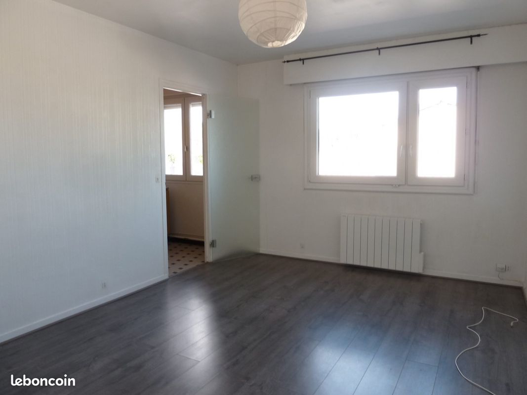 Appartement 1 pièce 29 m² · à Louviers · 29 m² · 441 €