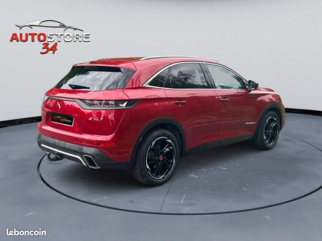 DS 7 Crossback 1.6 225 CV EAT8 Performance Line + {SUIVI ENTRETIEN COMPLET - CAMERA ATTELAGE} (image 4)