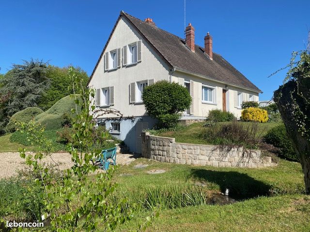 Maison 8 pièces 178 m² · à Villeneuve-sur-Yonne · 178 m² · 339 500 €