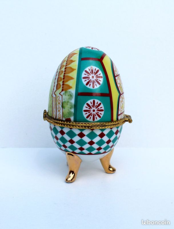 BOITE COFFRET OEUF EN PORCELAINE - MONTURE LAITON - MAGNIFIQUE DECOR H:10cm (image 2)