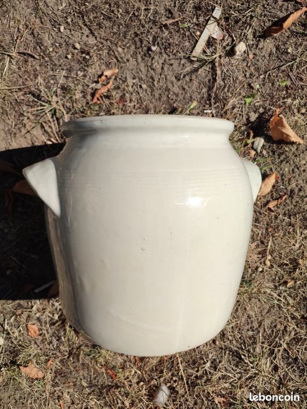 Ancien grand pot à graisse en grès blanc (image 3)