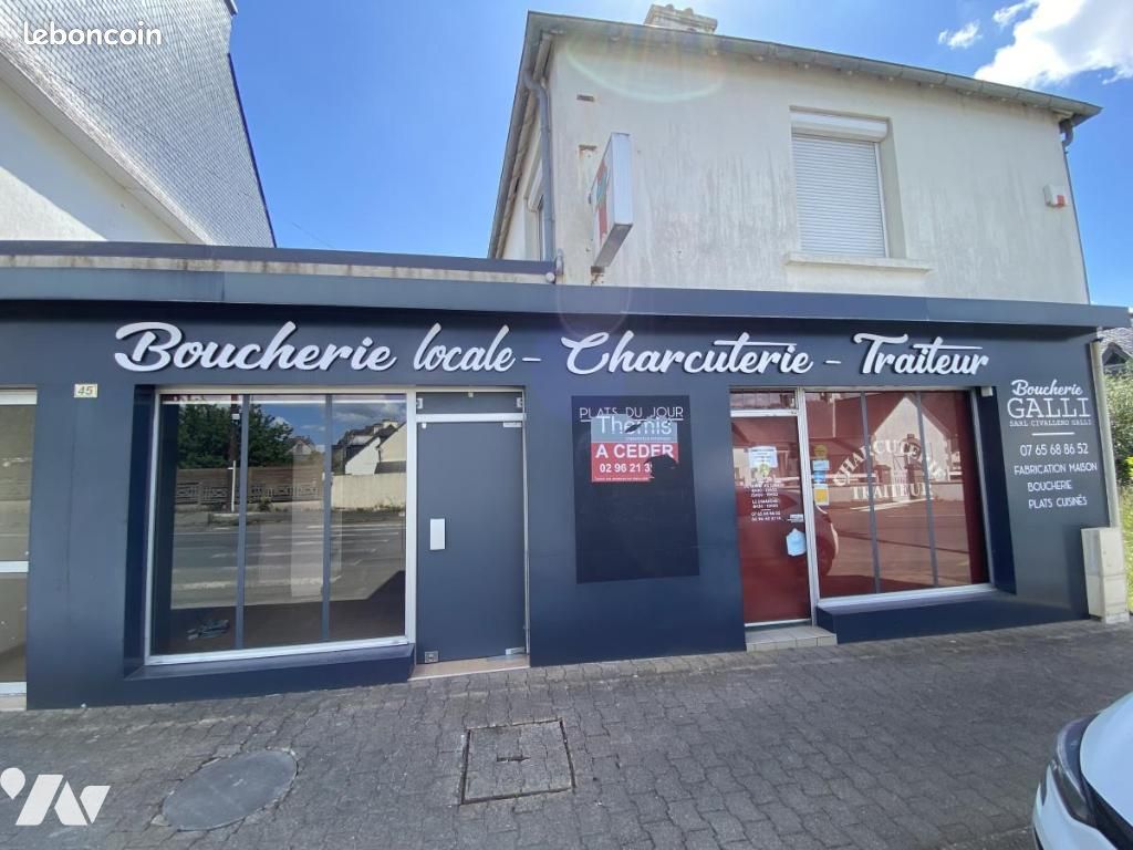 Immeuble 376 m² · à Bégard · 376 m² · 209 000 €