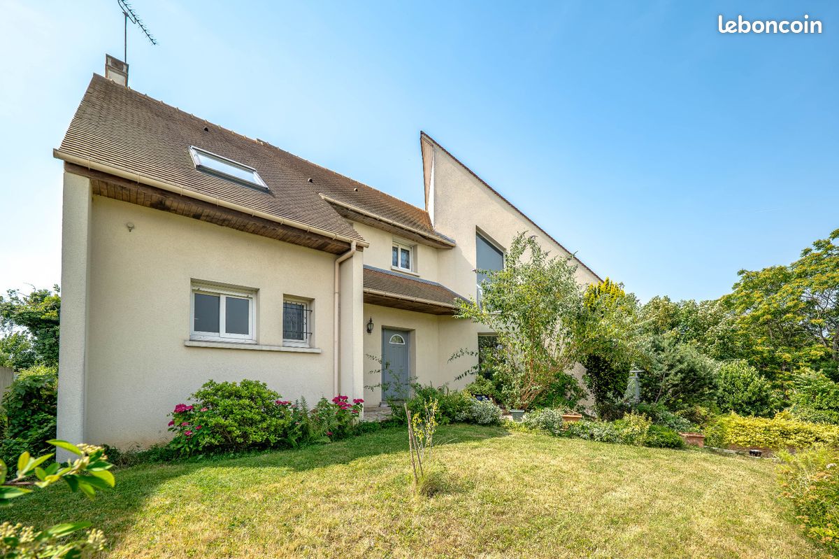 Maison 7 pièces 156 m² · à Verrières-le-Buisson · 156 m² · 895 000 €