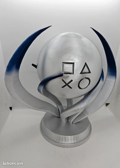 Fan art Trophée play4 30cm (image 1)