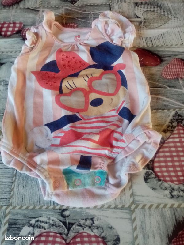 Lot Vetements bébé disney 18 mois fille (image 13)
