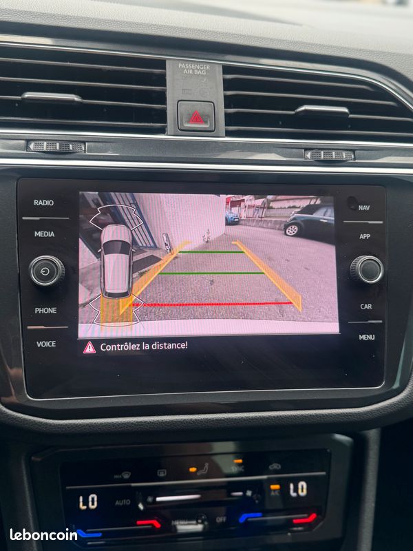 Volkswagen Tiguan 2.0 TDI 150ch R-Line DSG7 - Harman Kardon (image 8)