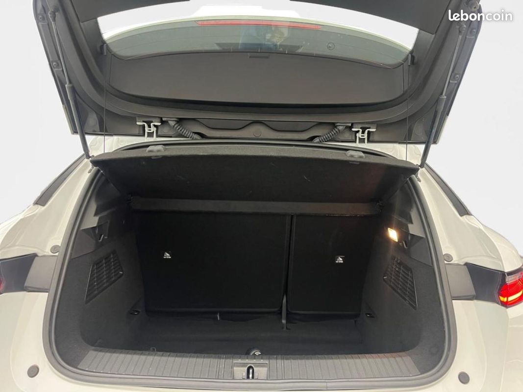 Renault Megane E-Tech Electric EV60 130ch Evolution ER super charge -C (image 9)