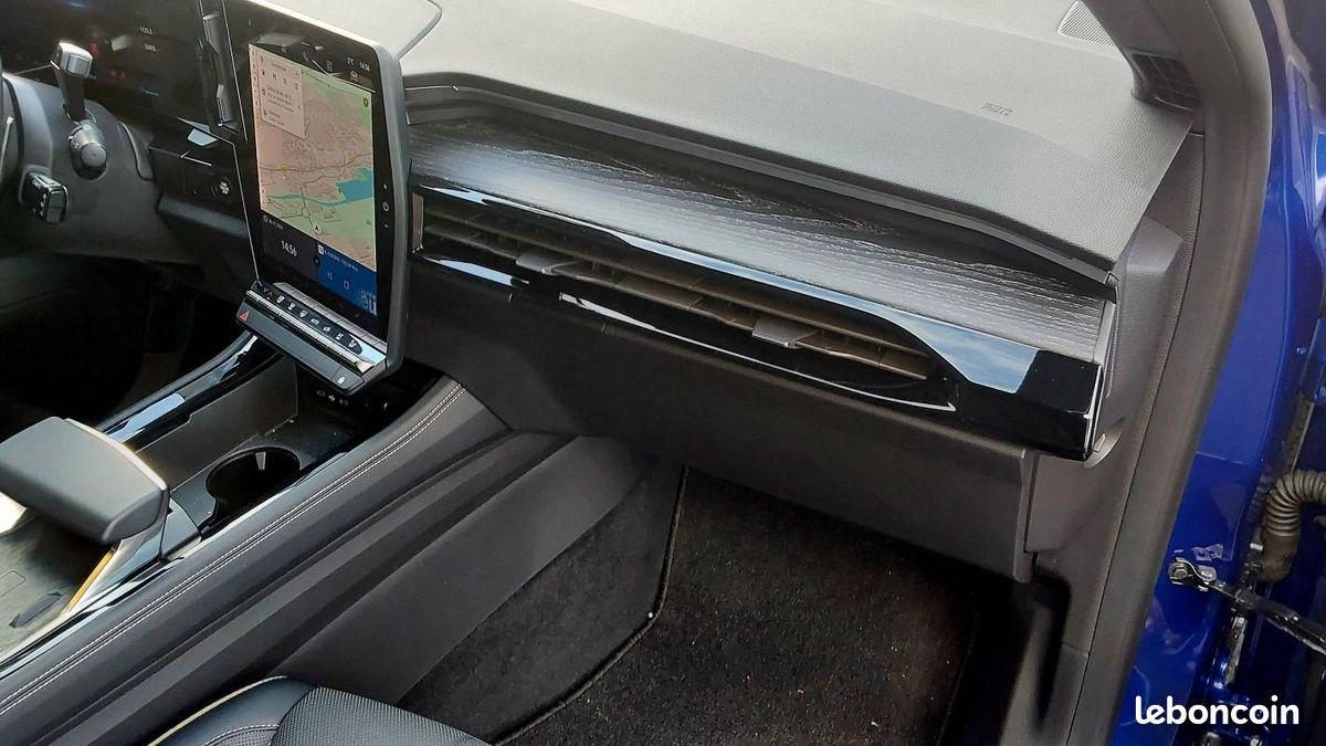 Renault Austral E-Tech full hybrid 200ch Iconic (image 8)
