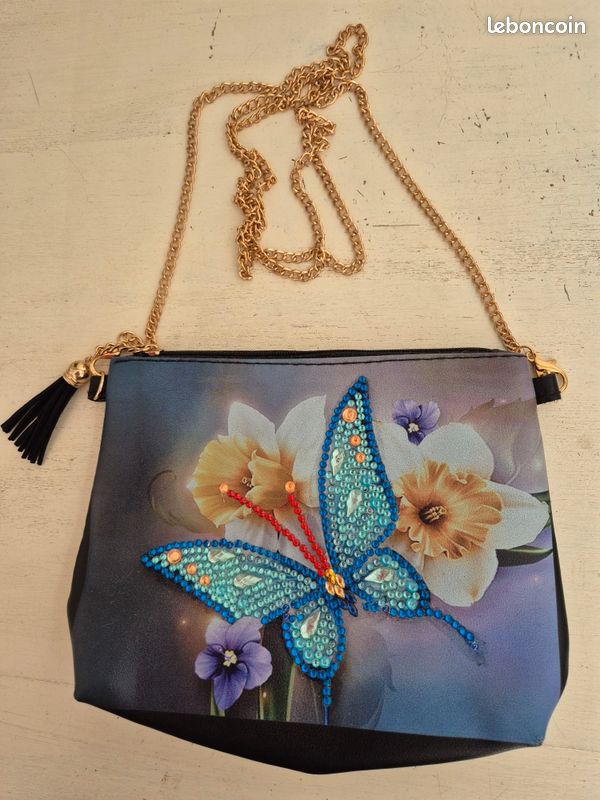 Petit sac papillon en Diamonds (image 1)