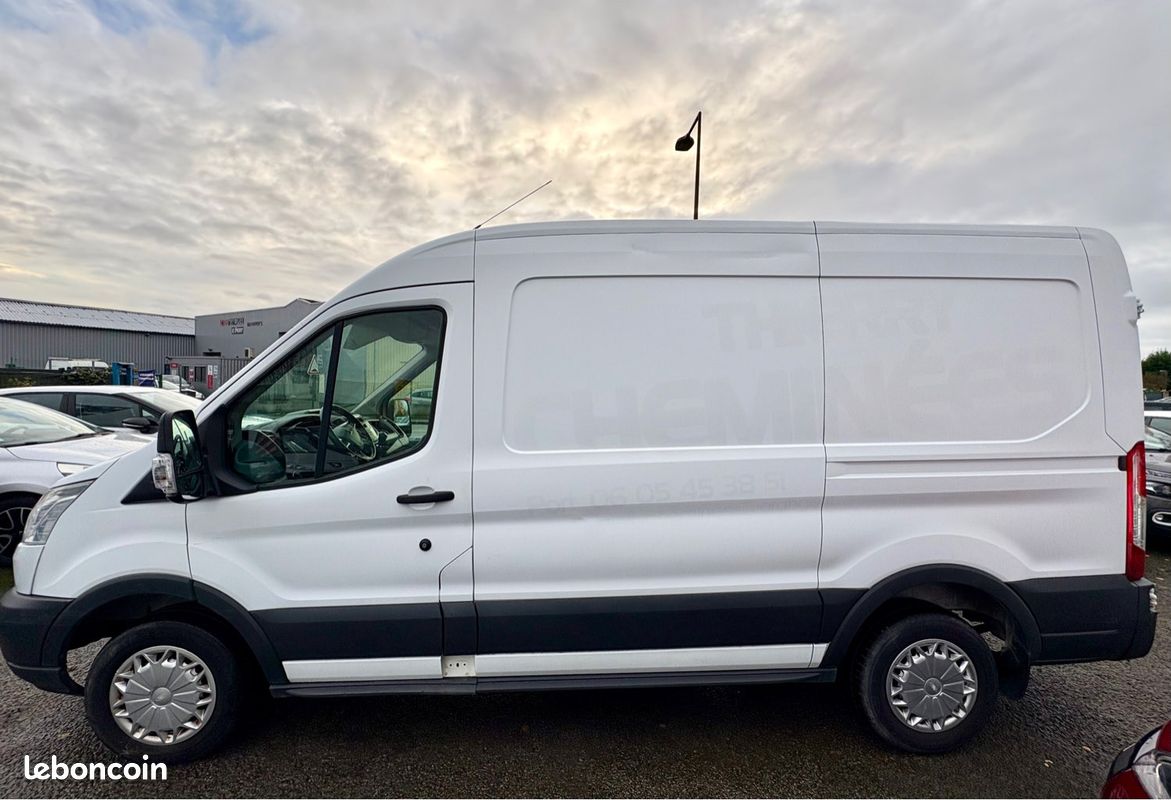 Ford transit (image 3)