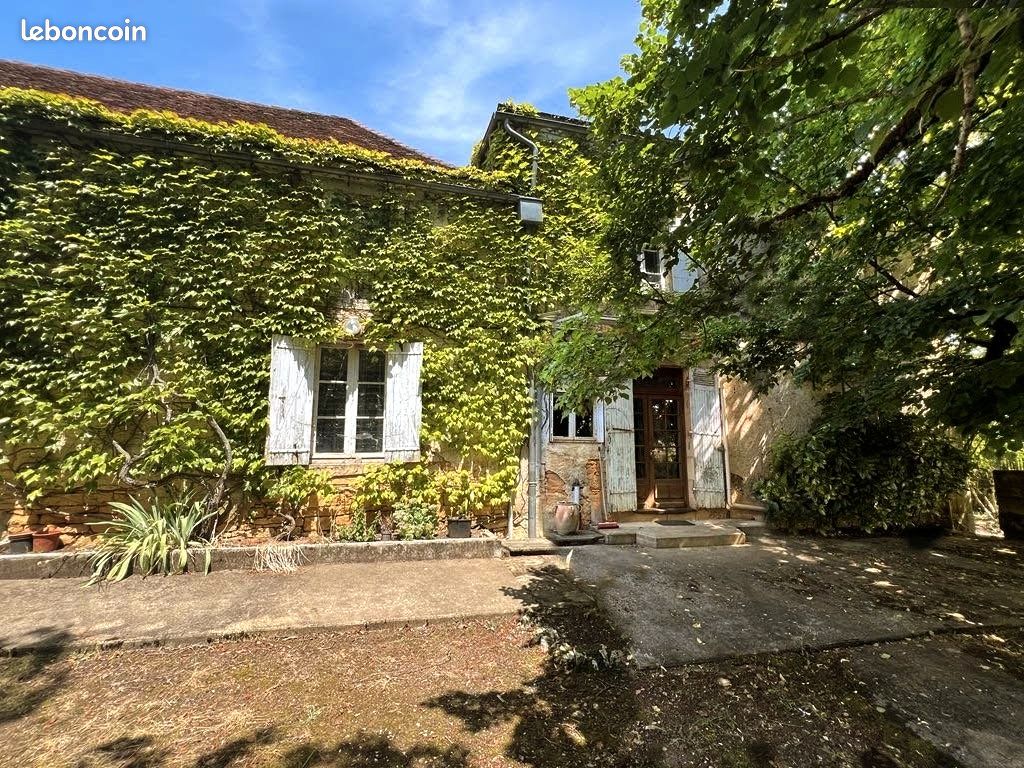Maison 7 pièces 160 m² · à Coulaures · 160 m² · 298 000 €