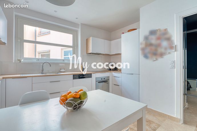 Appartement 4 pièces 90 m² — 8