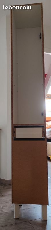 Colonne de salle de bain (image 3)
