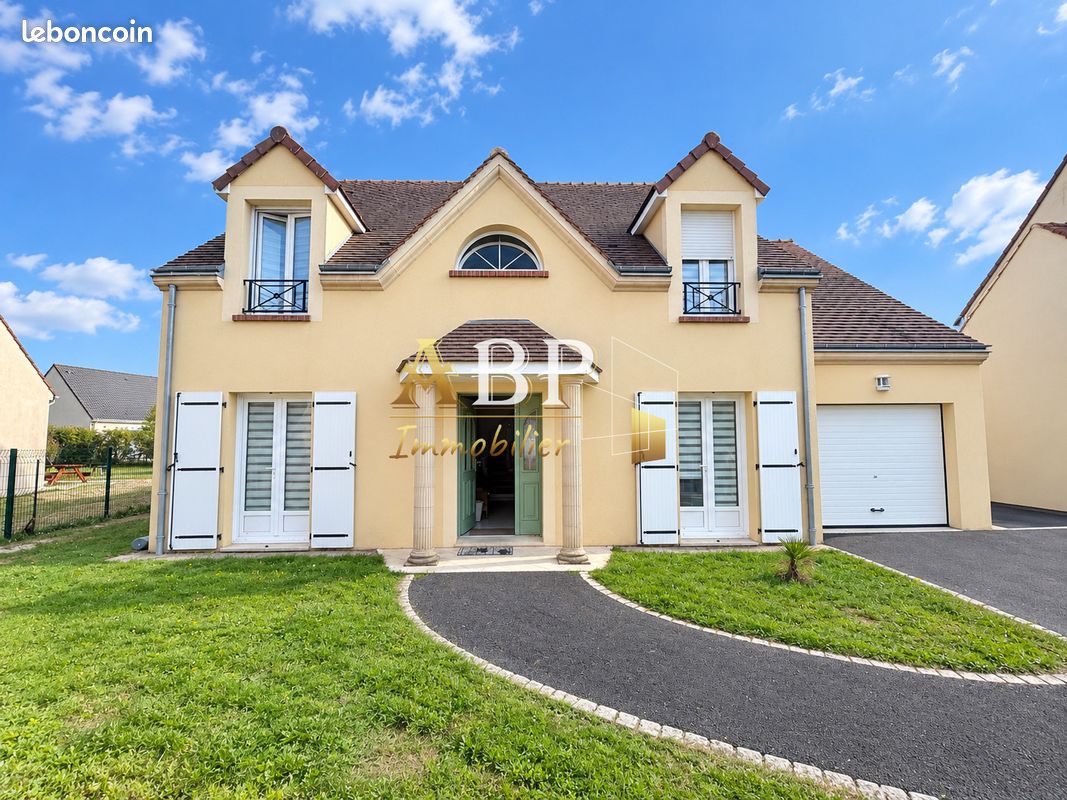 Maison 6 pièces 156 m² · à Bonneval · 156 m² · 263 000 €