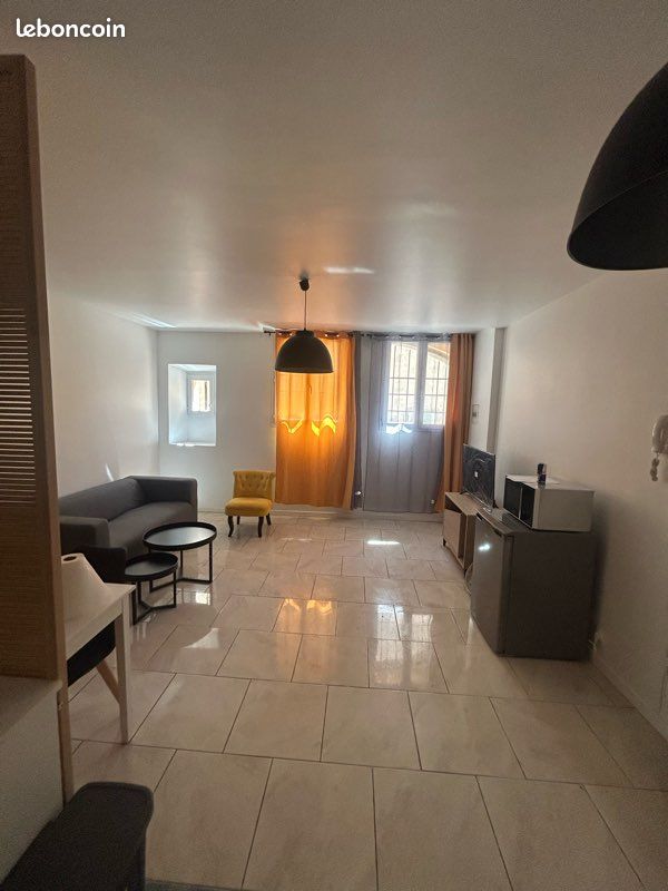 Appartement 1 pièce 27 m² · à Grasse · 27 m² · 790 €/mois