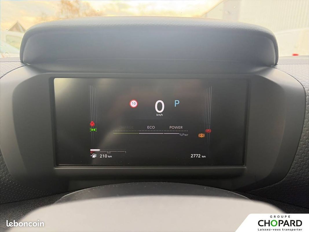 CITROEN C4 Hybride 145 ch e-DCS6 Max (image 17)