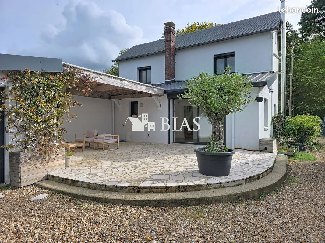Maison 4 pièces 107 m² · à Jumièges · 107 m² · 245 000 €